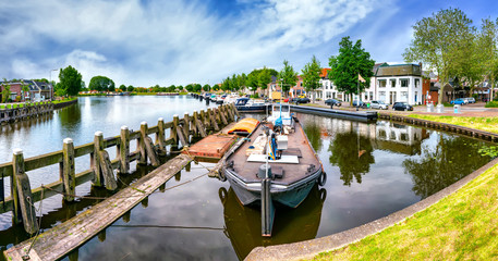 Purmerend. The Noordhollandsch Kanaal, is a canal in the Northwest Netherlands. The canal stretches about 75 kilometres, connecting several cities in North Holland