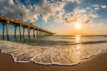 Keuken spatwand met foto late afternoon sun over Gulf of Mexico and Venice Pier in Venice Florida © Jim Schwabel