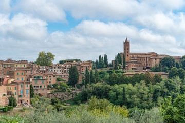 Fototapeta na wymiar Beautiful view of the historic city of Siena, Italy