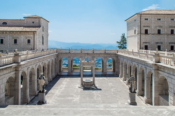 Abadía de Montecasino, Italy 2 - obrazy, fototapety, plakaty