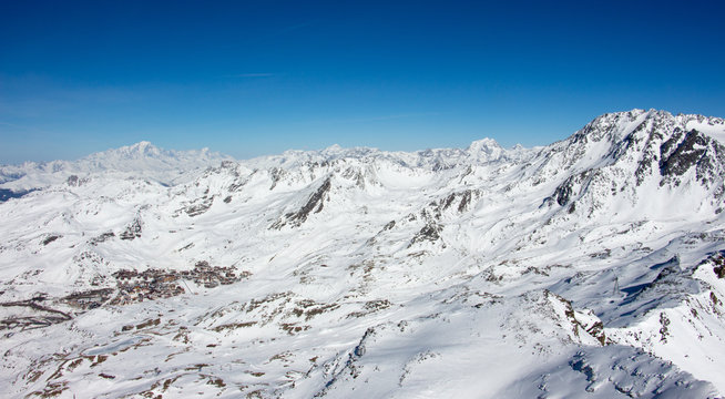 Val thorens Mont Blanc peclet view snowy mountain landscape France alpes