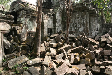 カンボジア世界遺産　アンコール遺跡群　ベンメリア