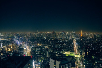 光の美しい東京の都市　新しい渋谷の街並み