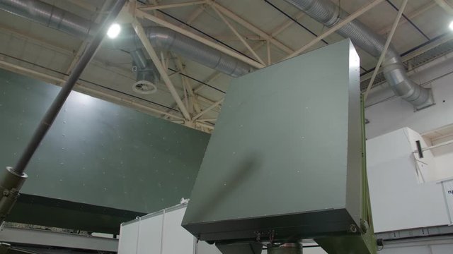 Air defense system military mobile surveillance detection radar with heavy large caliber gun