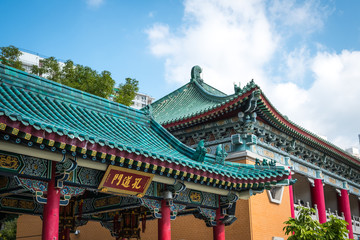 Obraz premium Wong Tai Sin Temple, a famous landmark in Hong Kong showing traditional Chinese Architecture