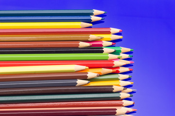 colored pencils, color gamut