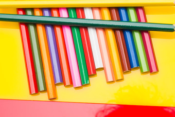 colored pencils, color gamut