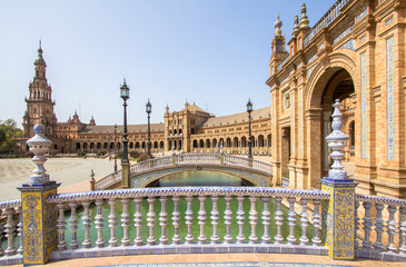 Obraz premium Bridges of Plaza de España, Seville, Spain