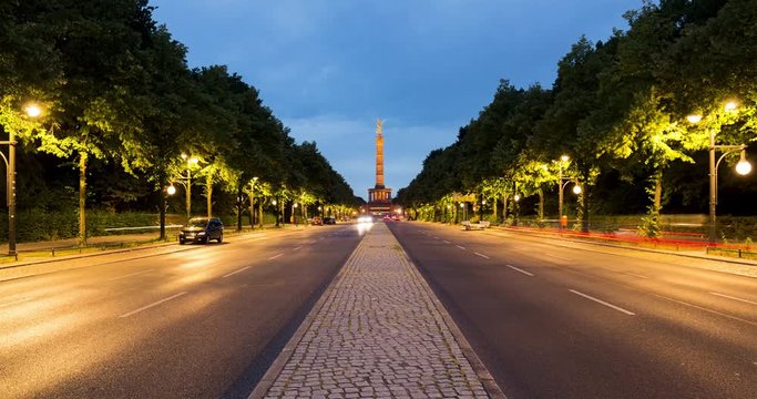 Berlin Victory Column (Siegess&auml;ule) sunset hyperlapse