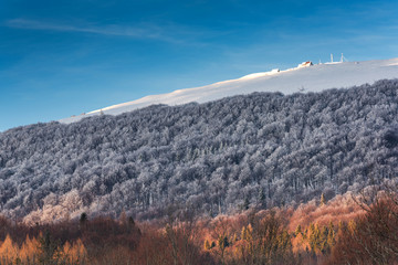 Refuge, Wooden Shelter Hut " Chatka Puchatka " in Bieszczady Carpathian Mountains at Winter Season © marcin jucha
