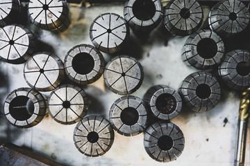 Metal collets set for milling machine and cuting tools