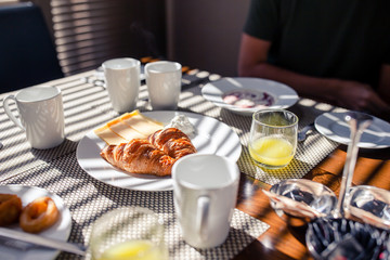 Fototapeta na wymiar Fresh and delisious breakfast in outdoor cafe