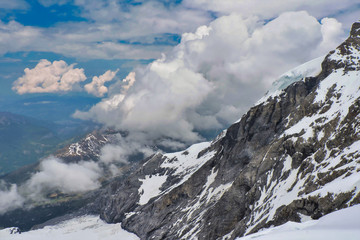 Fototapeta na wymiar High in the Alps