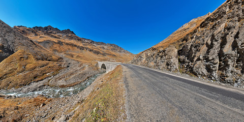 Mountainpass Road