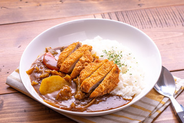 カツカレー