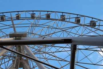 metal construction ferris wheel bottom view