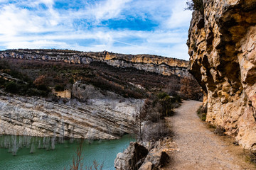 A path by the cliffs