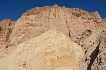 Fototapeta premium Death Valley Junction, California - November 11, 2019: Golden Canyon Trailhead in Death Valley National Park in California, USA