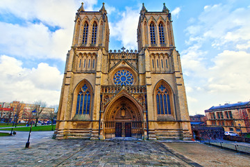 View of the Bristol Cathedral facade in a sunny winter afternoon, England - obrazy, fototapety, plakaty
