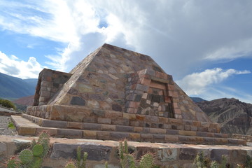piramide argentina