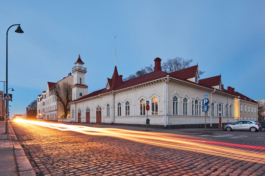 Kotka Billeder Gennemse 2,922 stockfotos, vektorer og videoer Adobe