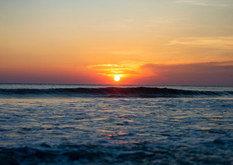 atardecer en el mar