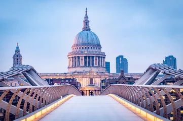 Tuinposter St Paul's Cathedral and the Millennium Bridge on a winter morning in London © Jacki