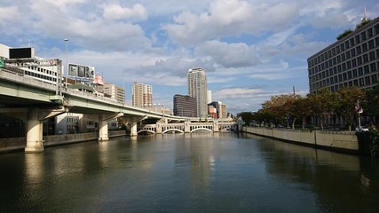 Obraz premium 大阪 空 建物