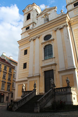 Obraz premium baroque church (St.-Ulrichs-Kirche) in vienna (austria)