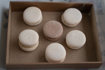 SET OF FRENCH PASTRIES IN A BROWN ECO BOX