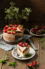 cheesecake with dates and strawberries