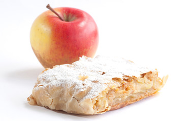 APFELSTRUDEL