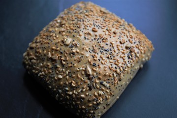 bread with poppy seeds