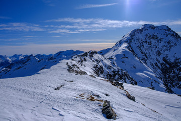 Fototapeta na wymiar Alpi Svizzere. Scialpinismo al Passo dei Tre Uomini. I Rodond