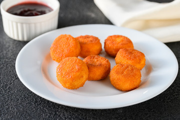 Camembert nuggets