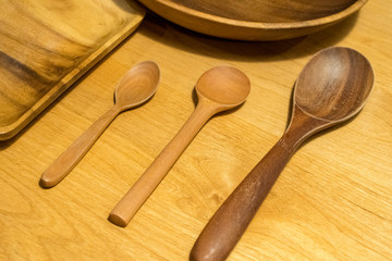 木製食器や雑貨