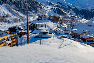 Schi Dorf Obergurgl in 2000 Höhenmetern im Winter, Tirol, Österreich,