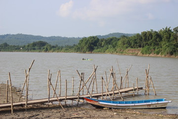 Fototapeta premium boat, sea, water, fishing, sky, boats, ship, lake, blue, beach, ocean, yacht, summer, coast, bay, travel, vessel, harbor, landscape, sailing, shore, clouds, island, old, port