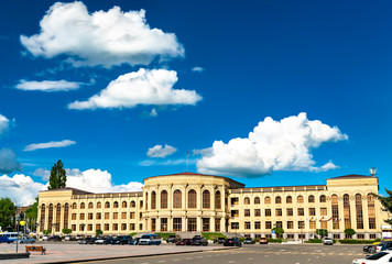 Fototapeta na wymiar Gyumri City Hall at Vardanants Square, Armenia
