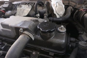 Obraz na płótnie Canvas engine of the car close up 