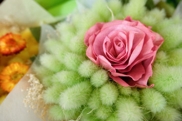 Dried flower bouquet