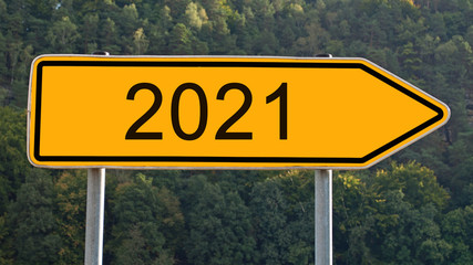 Wegweiser Richtung 2021