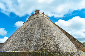Fototapeta na wymiar The Mayan pyramid in Uxmal