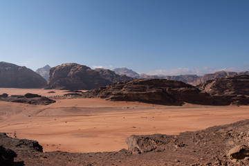 Vista panorámica del desierto de Wadi Rum, Jordania