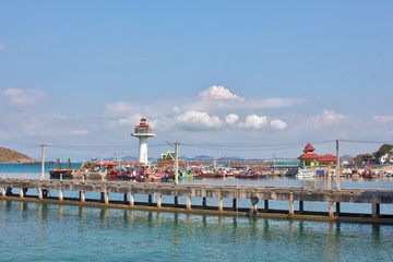 Thailändischer Hafen