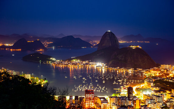 Sugarloaf Mountain at night in Rio De Janeiro