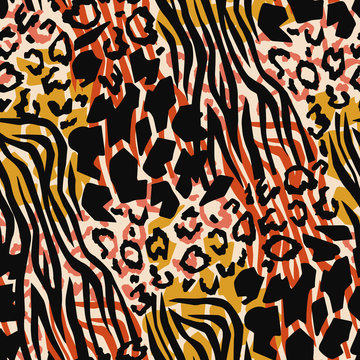 Mix animal skin prints. Leopard, tiger, giraffe and zebra seamless pattern. Textile and fabric fashion design.