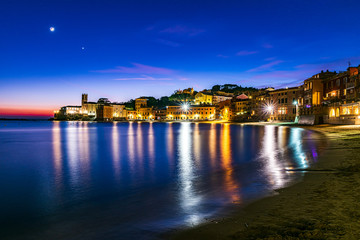 Night view of Baia del Silenzio