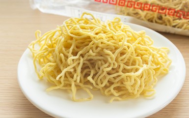 ラーメンの生麺