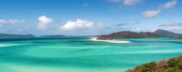 Fototapete Whitehaven Beach, Whitsundays-Insel, Australien Panoramablick auf den wunderschönen weißen Himmelsstrand mit Kopierraum
